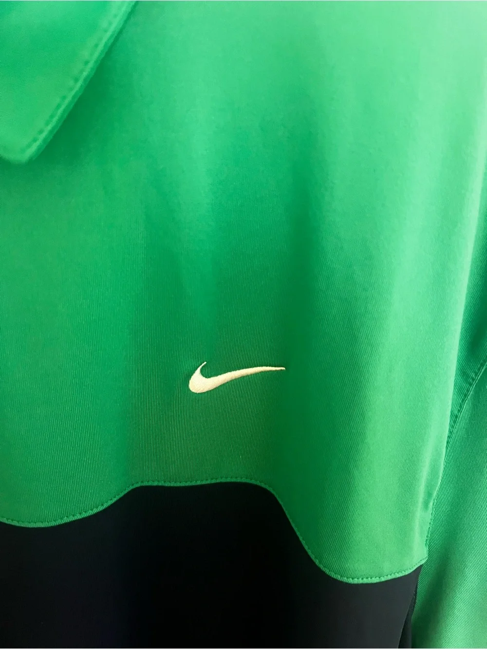 Nike Men’s Green & Navy Colorblock Polo